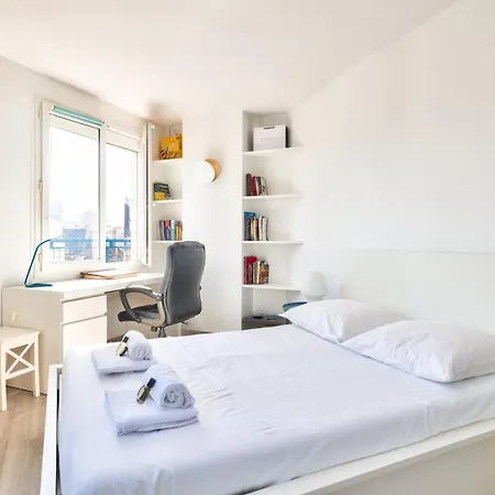 Guestready - Appt Charmant Avec Balcon Appartamento Parigi